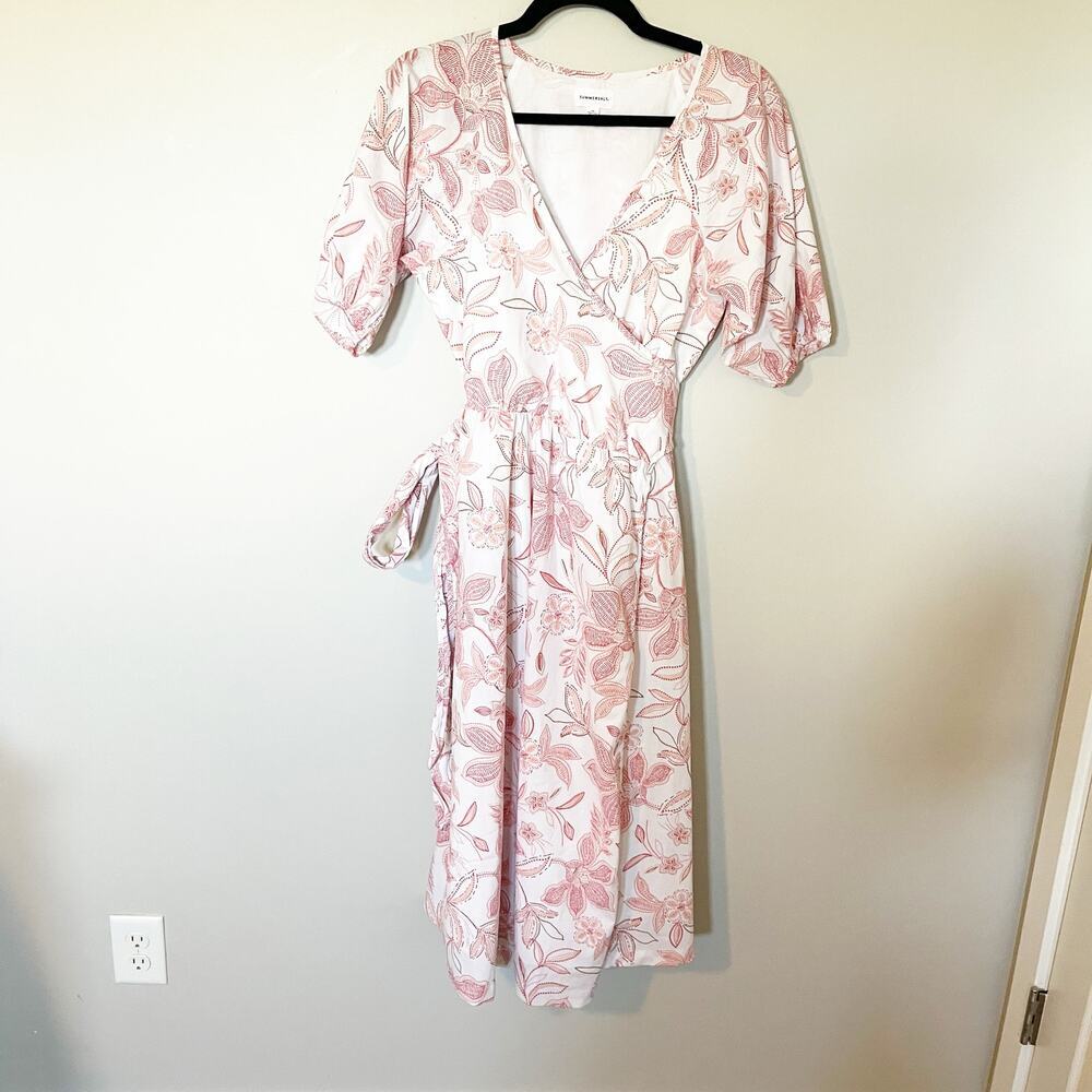 Summersalt The Coastal Poplin
Puff-Sleeve Wrap Fit and Flare Midi
Dress size xs